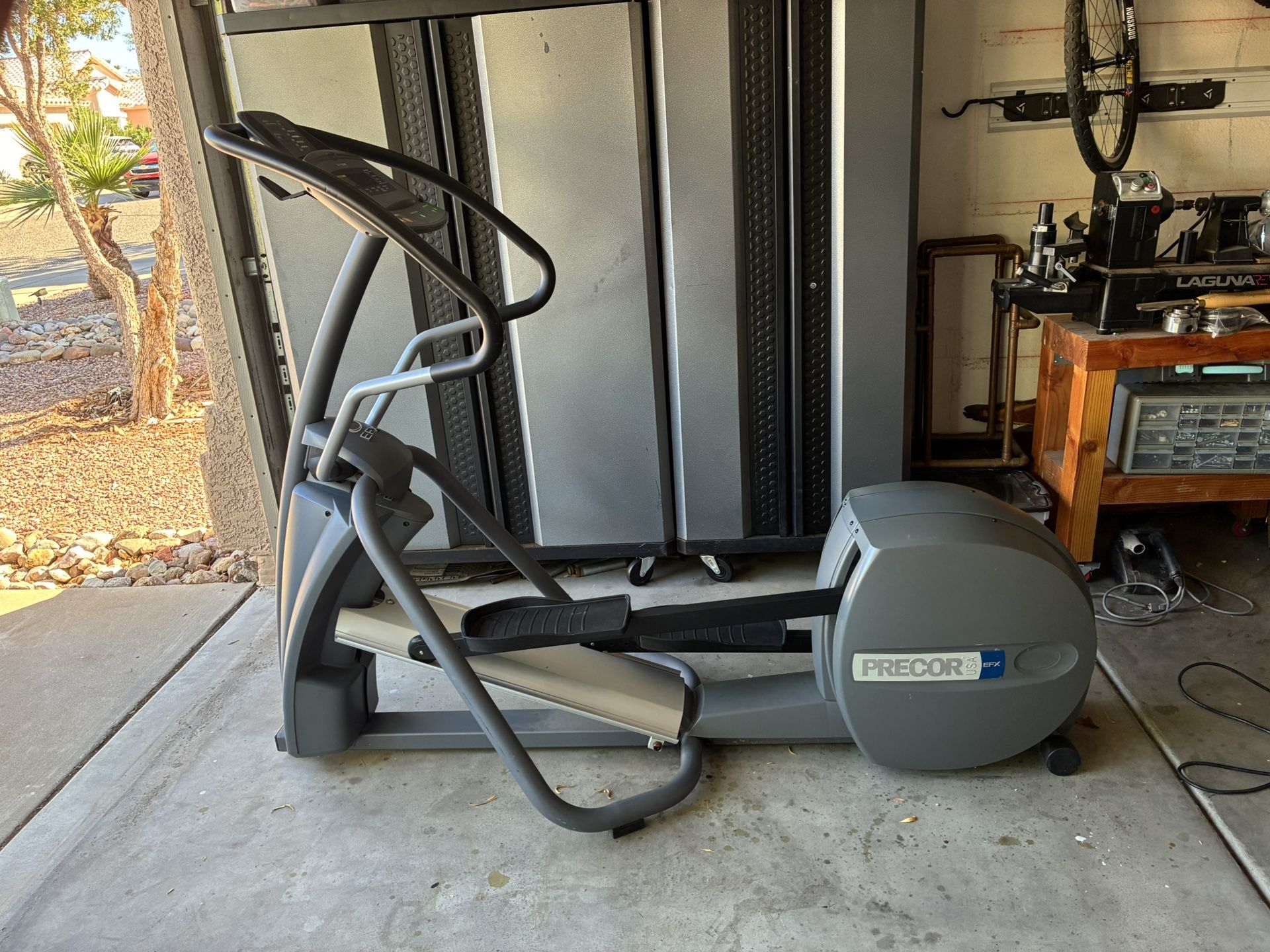 PRECORE Elliptical 521i