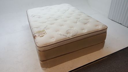 Mattress and Boxspring royal memory foam
