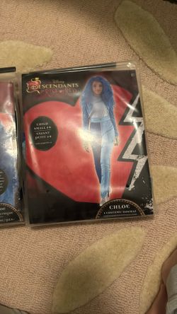 Halloween Costumes Chloe Descendants
