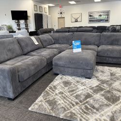 🛋️ Modern Gray Modular Sectional w/ Chaise – $1599!