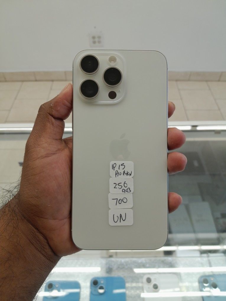 iPhone 15 Pro Max | 256GB | FACTORY UNLOCKED