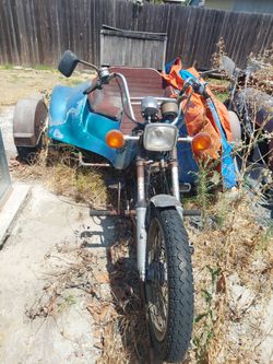 1980s  3 wheel trike motorcycle and trailer