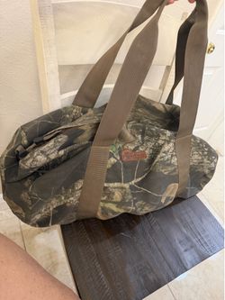 Hide Away Camo Duffel Bag(27x15