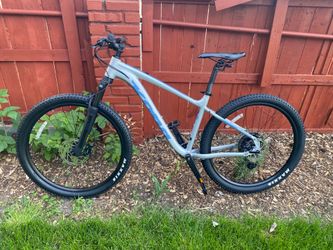 2025 Kona fire mountain  bike