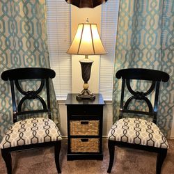 Accent Table & Chairs