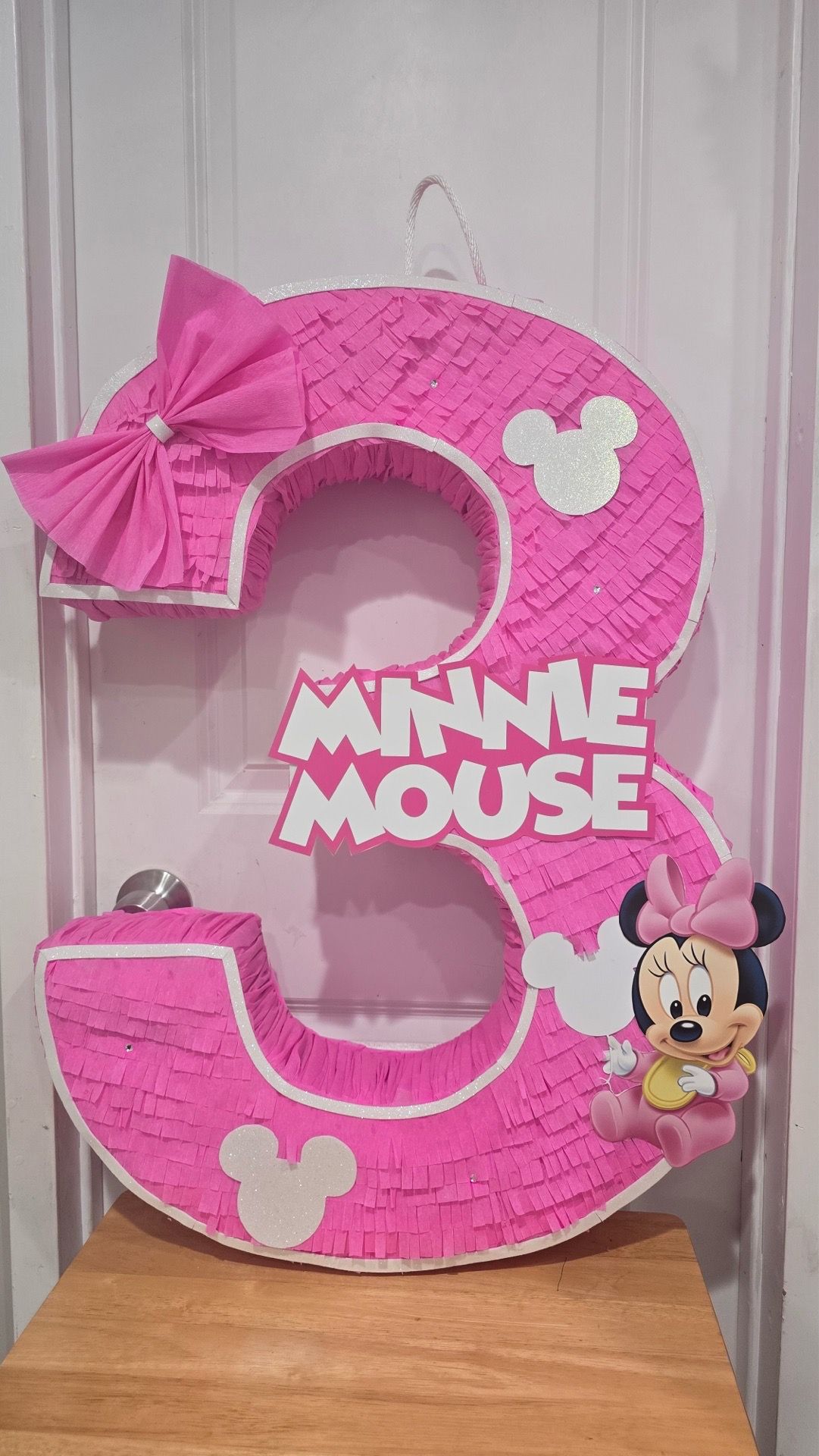 Minnie mouse pinata