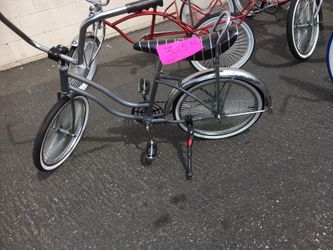 Schwinn girl 20”” Bike ready to ride