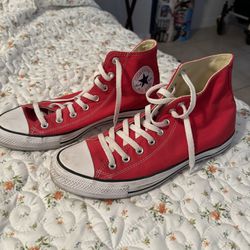Converse Red