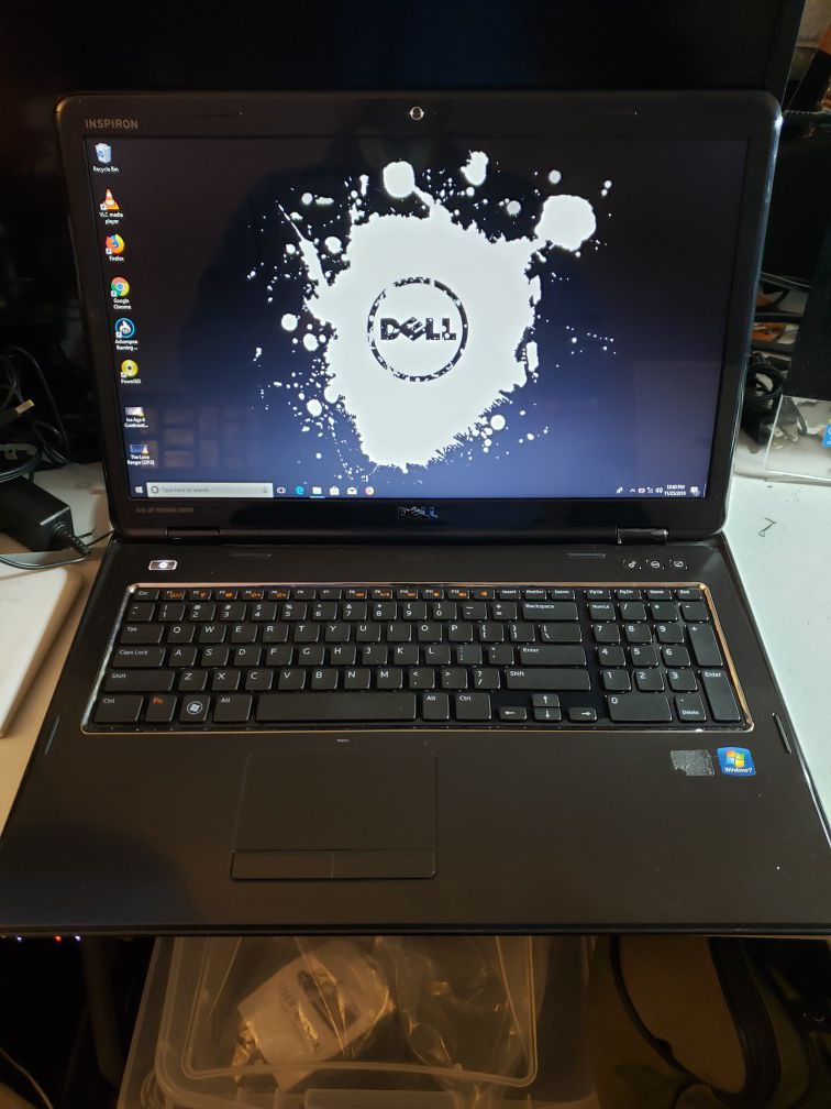 Dell inspiron n7110 500gb 4g. 17.3 inches laptop