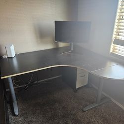 Black Ikea Desk