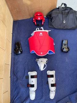 Pine Tree Sang Moo Sa Taekwondo, Karate, Martial Arts Headgear 