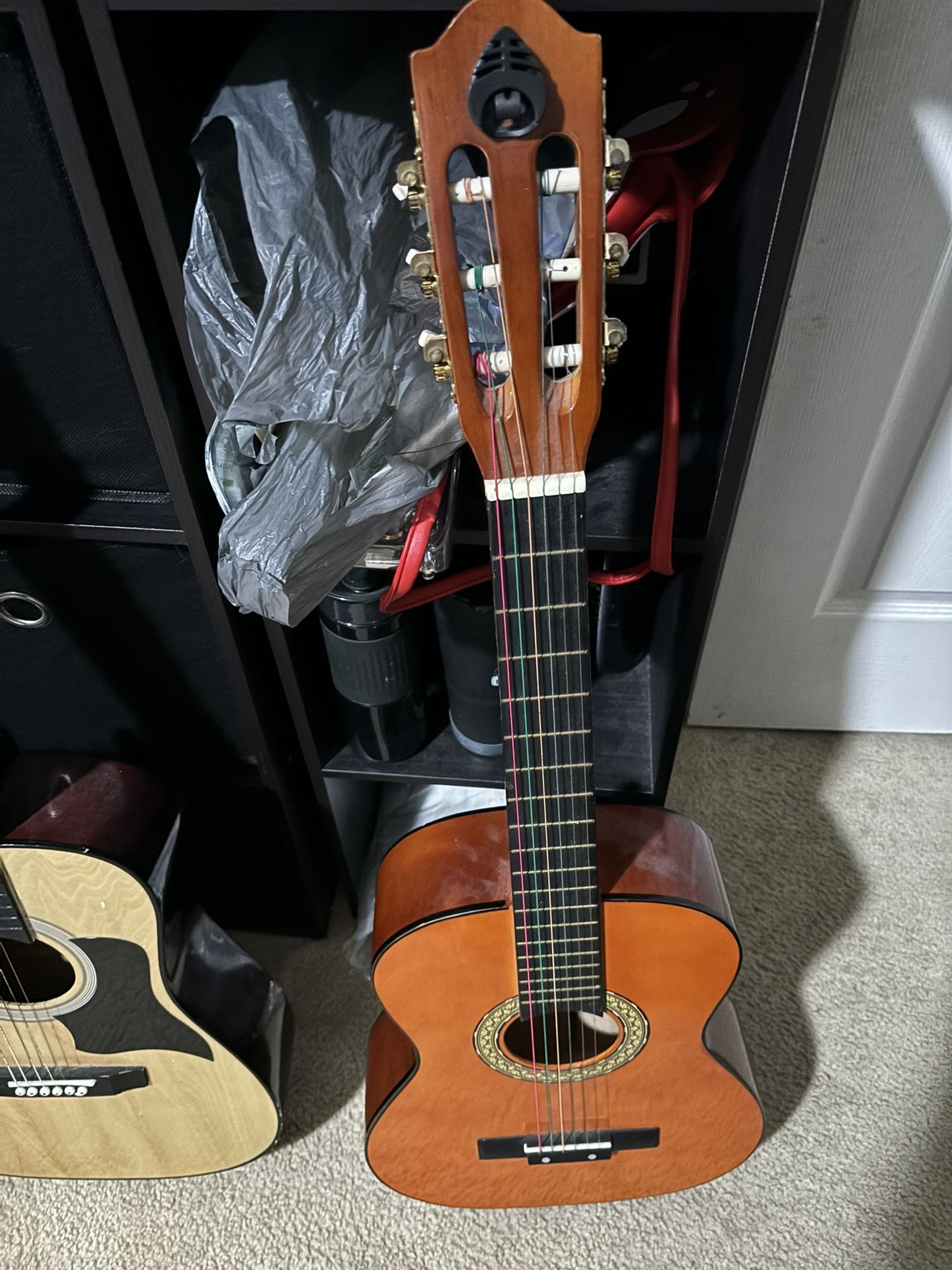 Acoustic Guitar READ DESCRIPTION!!!