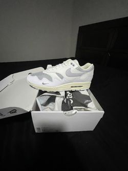 Nike Airmax Patta Waves Size 11.5
