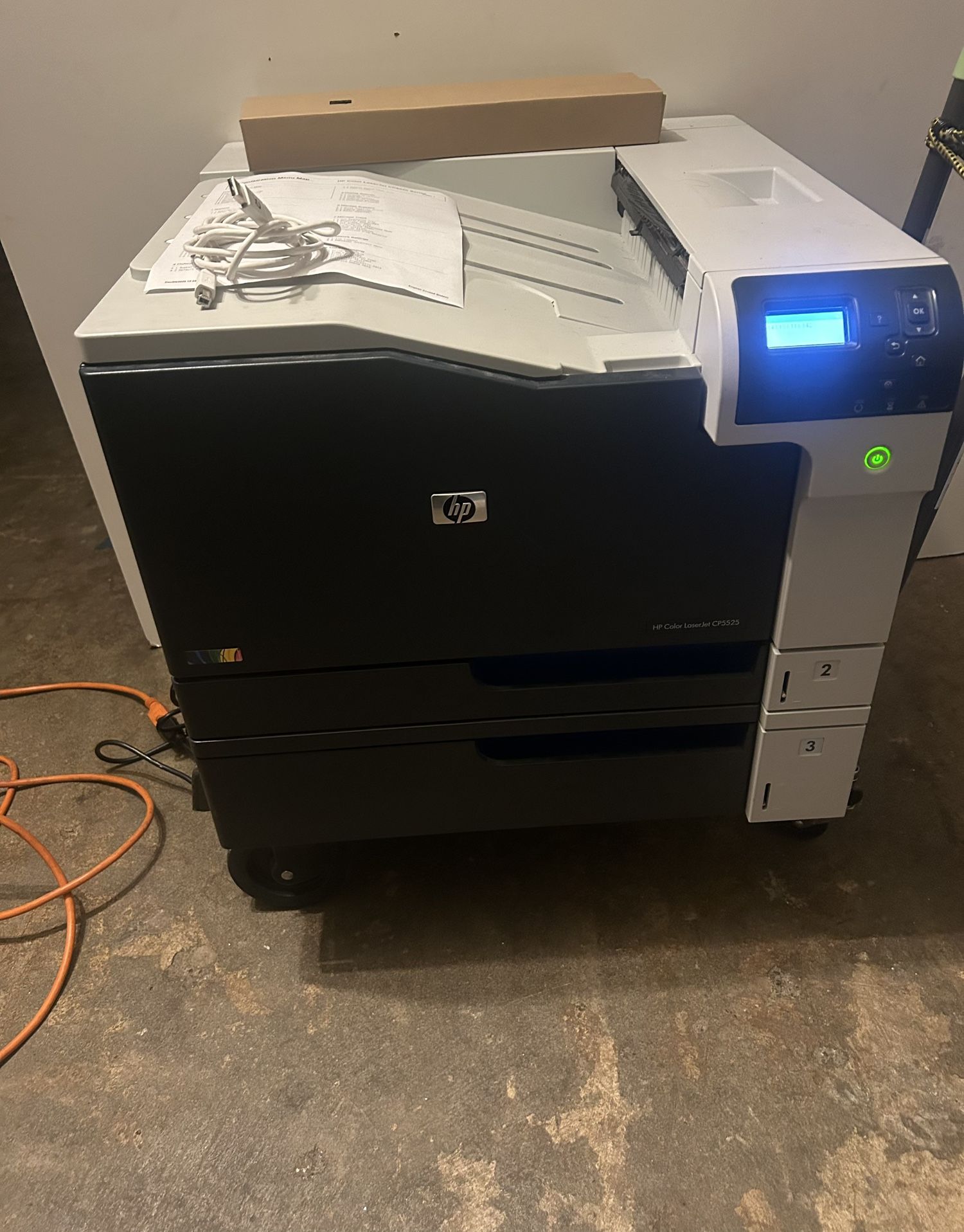 HP Color LaserJet CP5525dn (CE707A)