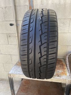 Tire 265/35/22