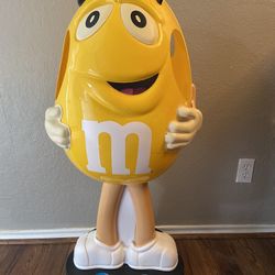 Vintage Peanut M&M Yellow Candy Store Display 41 Inches On Wheels 