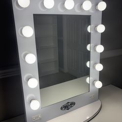 Table Top Vanity