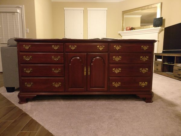 Ethan Allen Dresser With Mirror For Sale In Lewisville Tx Offerup
