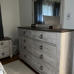 King bed room set with mattress included