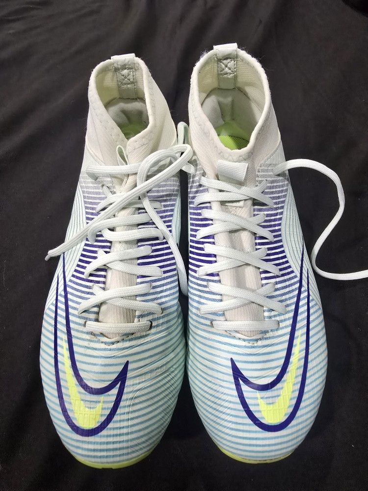 Nike Mercurial Superfly 8 Academy Size 2y