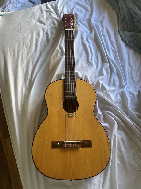 Classical Nylon Acoustic Guitar for Sale in Huntington Beach, CA OfferUp