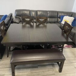 Kelly Dining Room Set $6 99 With Easy Finance