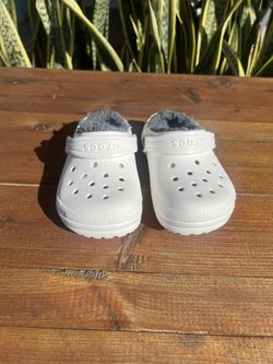New Crocs Size 10 kids