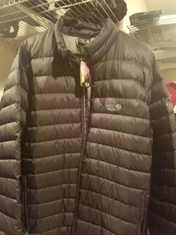 Winter coat brand new with tags..xl....black