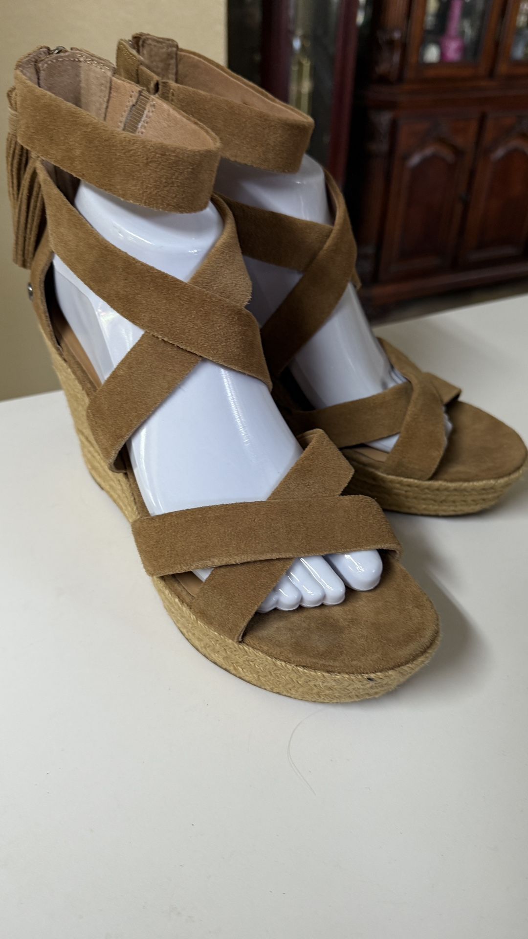 Ugg Australia Raquel Platform wedge Espadrille Sandals Suede Tassels 1019895 Chestnut