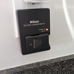 Nikon D5200 DLSR Camera