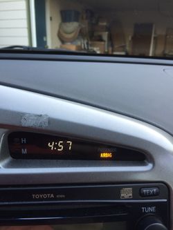 2007 Toyota Matrix OEM Digital Clock