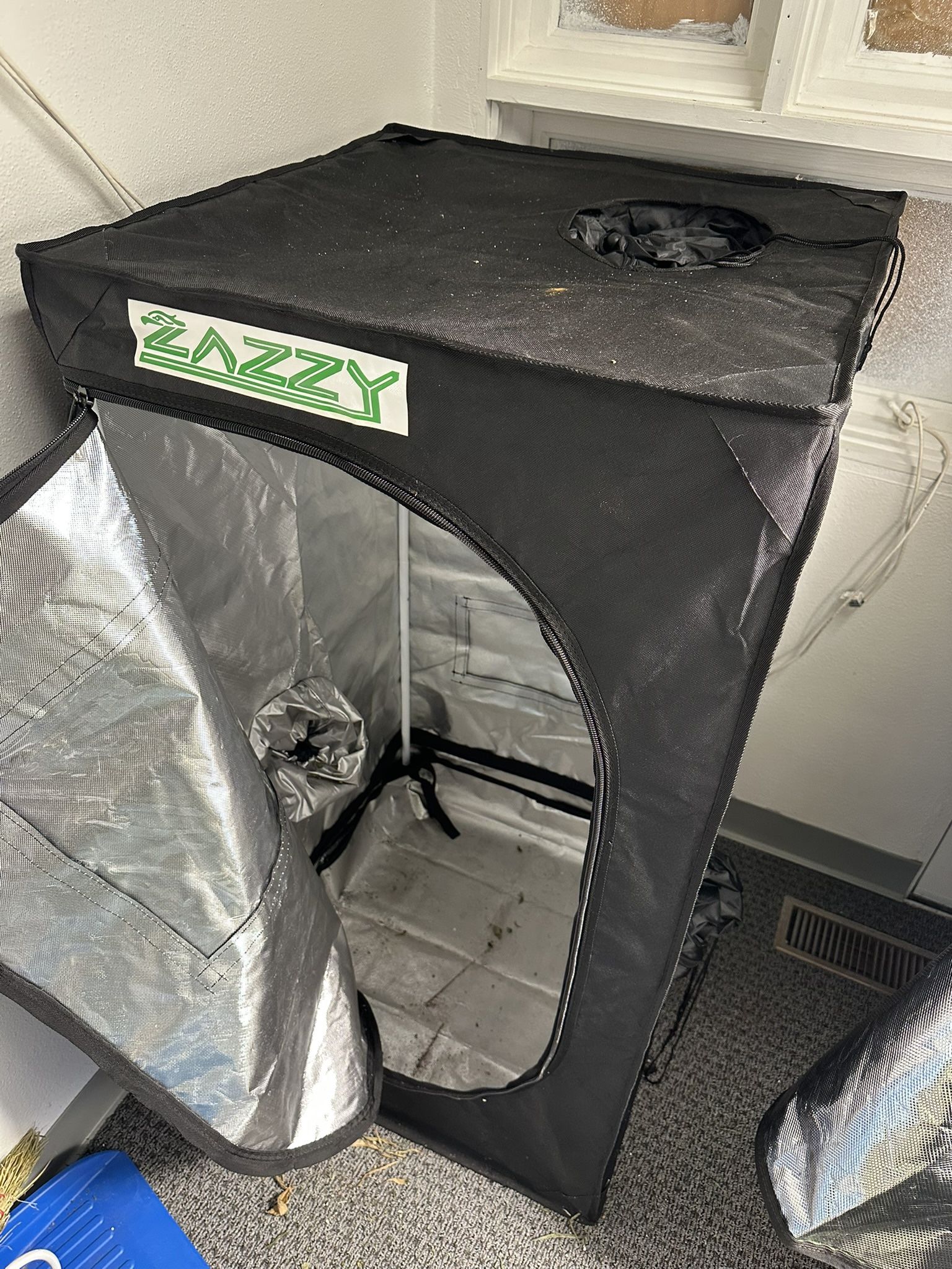 grow tent