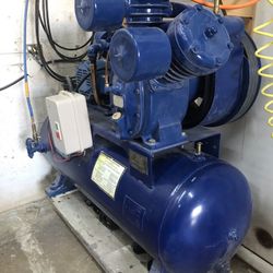 Air Compressor 