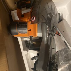Miter Saw 