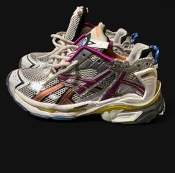 Balenciaga runners multi color size 8
