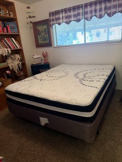 Queen Pillow Top Mattress and Box Spring Set