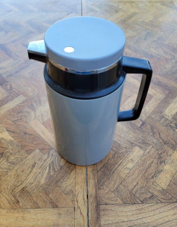 Thermos