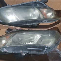 Honda Civic 2015 Used Headlights And  Dented Hood And Left Fender