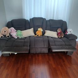 Reclining Sofa