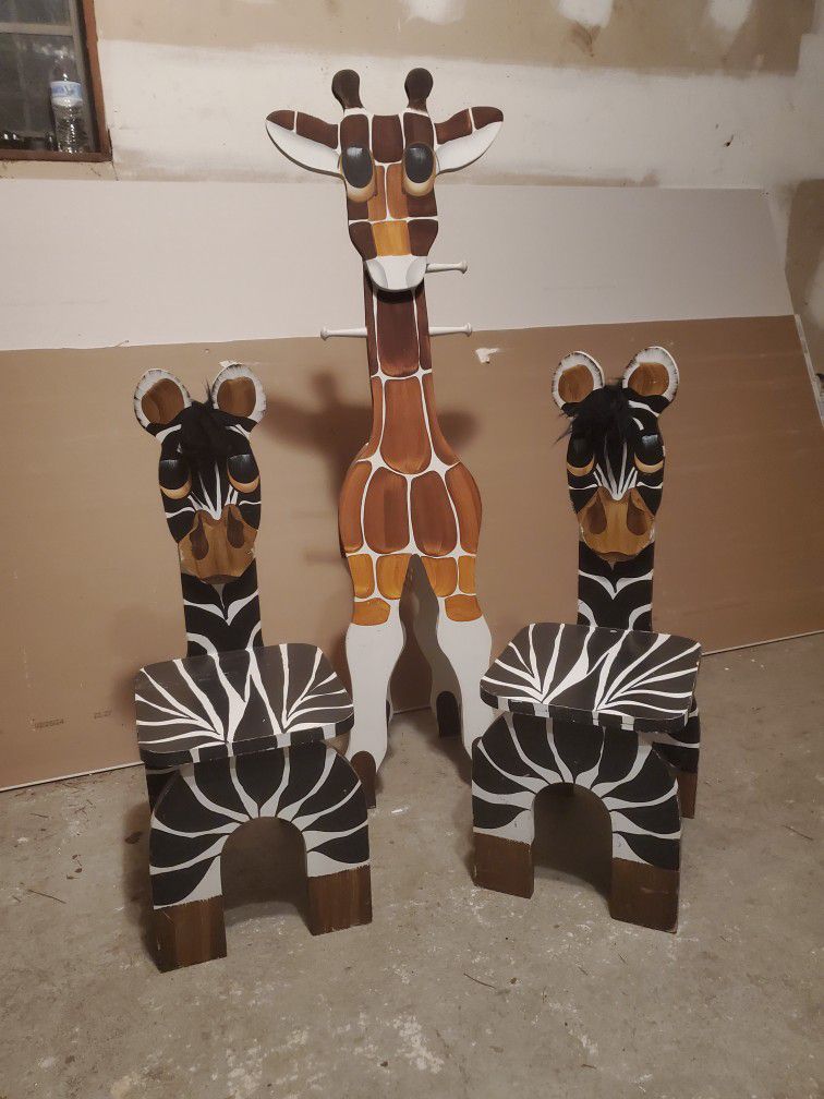 Animal Theme coat rack and two chairs for kids room