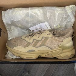 Adidas Size 6.5 brand new 