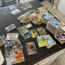 🚨 Pokémon Cards 🚨 More Then 100 Cards!