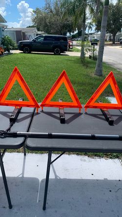 Roadside safety signs