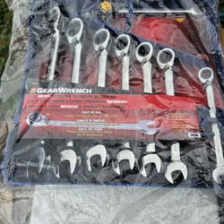 Gearwrench 8 Piece Reversible Ratcheting Combination Metric Wrench Set Brand New