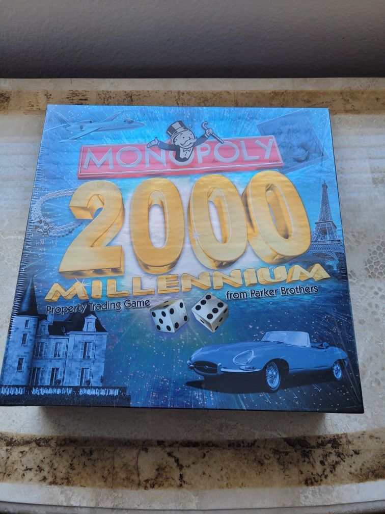 New Monopoly 2000 Millineum Board Game