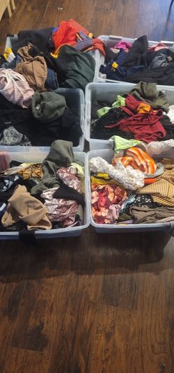 Used Small Clothes 200pz 