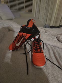 Nike Kids' Alpha Football Cleats