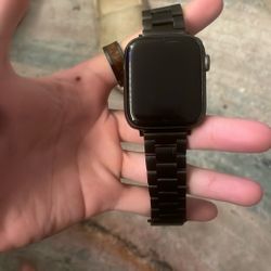 Apple Watch Series 5 