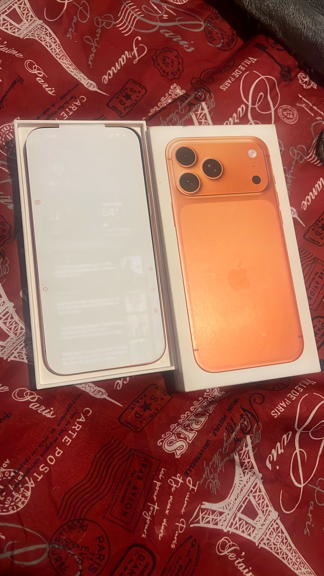 Orange I Phone 17 Pro Max 