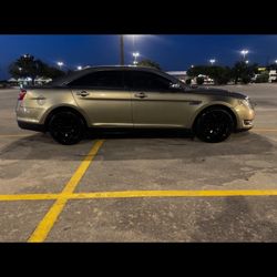2014 Ford Taurus